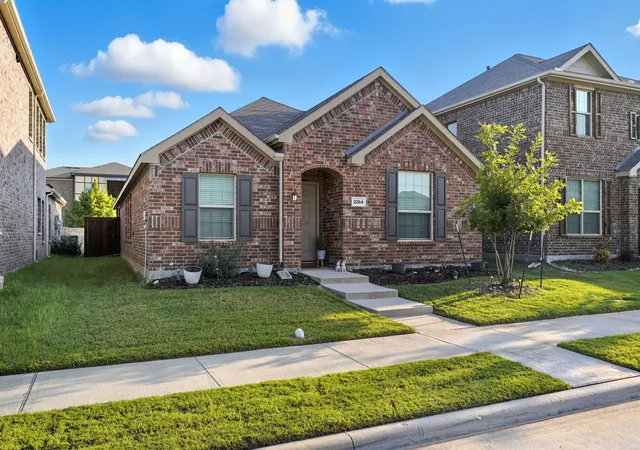Photo 2 of Single family home for sale at 2264 Jasper Dr, Little Elm, TX 76227 | MLS# 21385412 | Listing updated on 2026-09-16