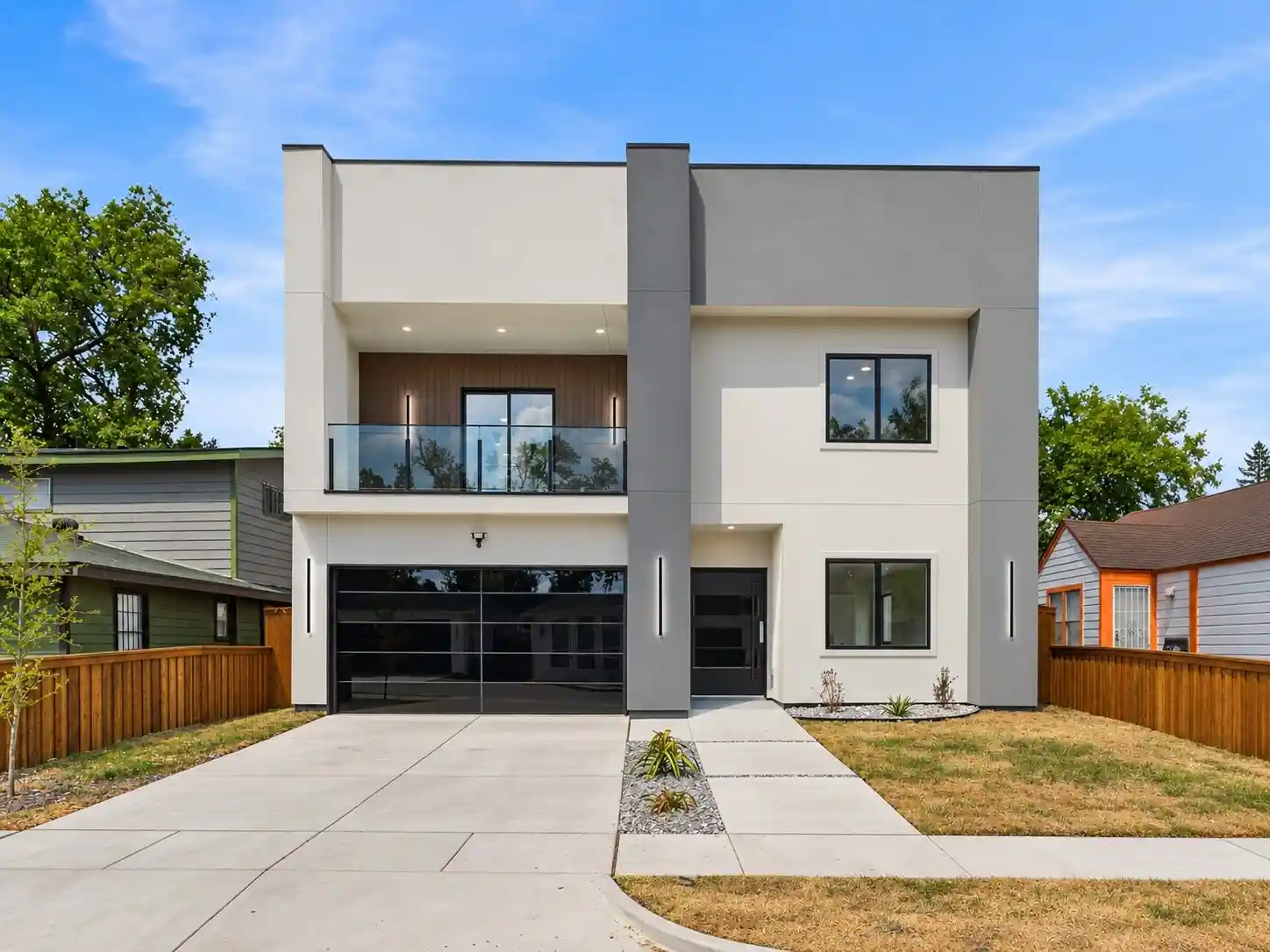 Photo 1 of Single family home for sale at 1711 Kraft St, Dallas, TX 75212 | MLS# 21385004 | Listing updated on 2026-10-28