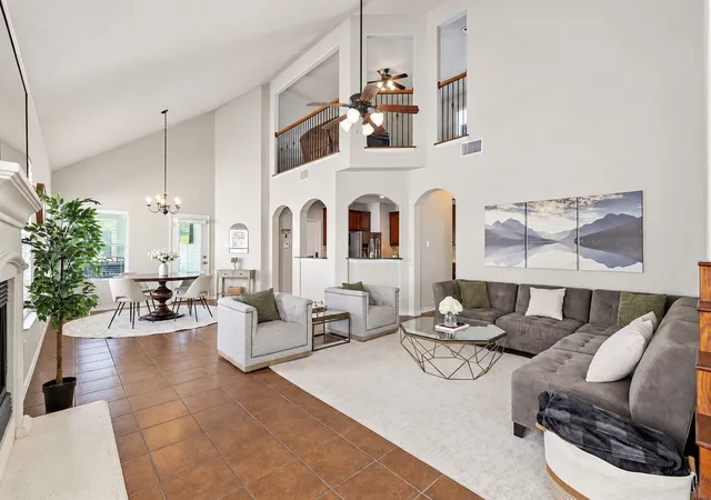 Photo 2 of Single family home for sale at 1624 Sea Pines Dr, Savannah, TX 76227 | MLS# 21384544 | Listing updated on 2026-09-18