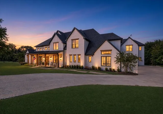 Photo 2 of Mansion for sale at 4577 Serenity Trl, Mc Kinney, TX 75071 | MLS# 21380053 | Listing updated on 2026-10-09