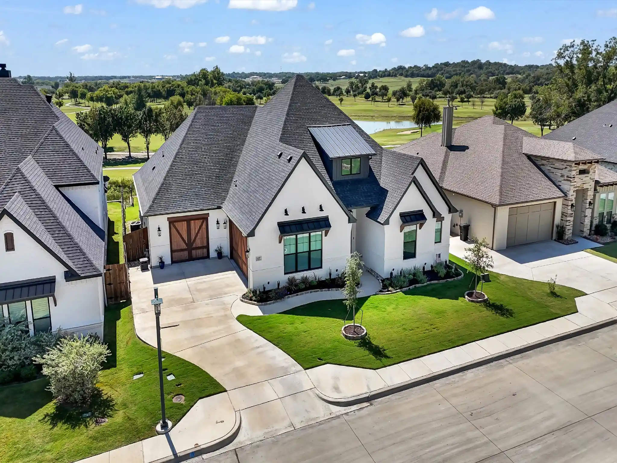 Single family home for sale at 1217 Crown Valley Dr, Weatherford, TX 76087 | MLS# 21385693