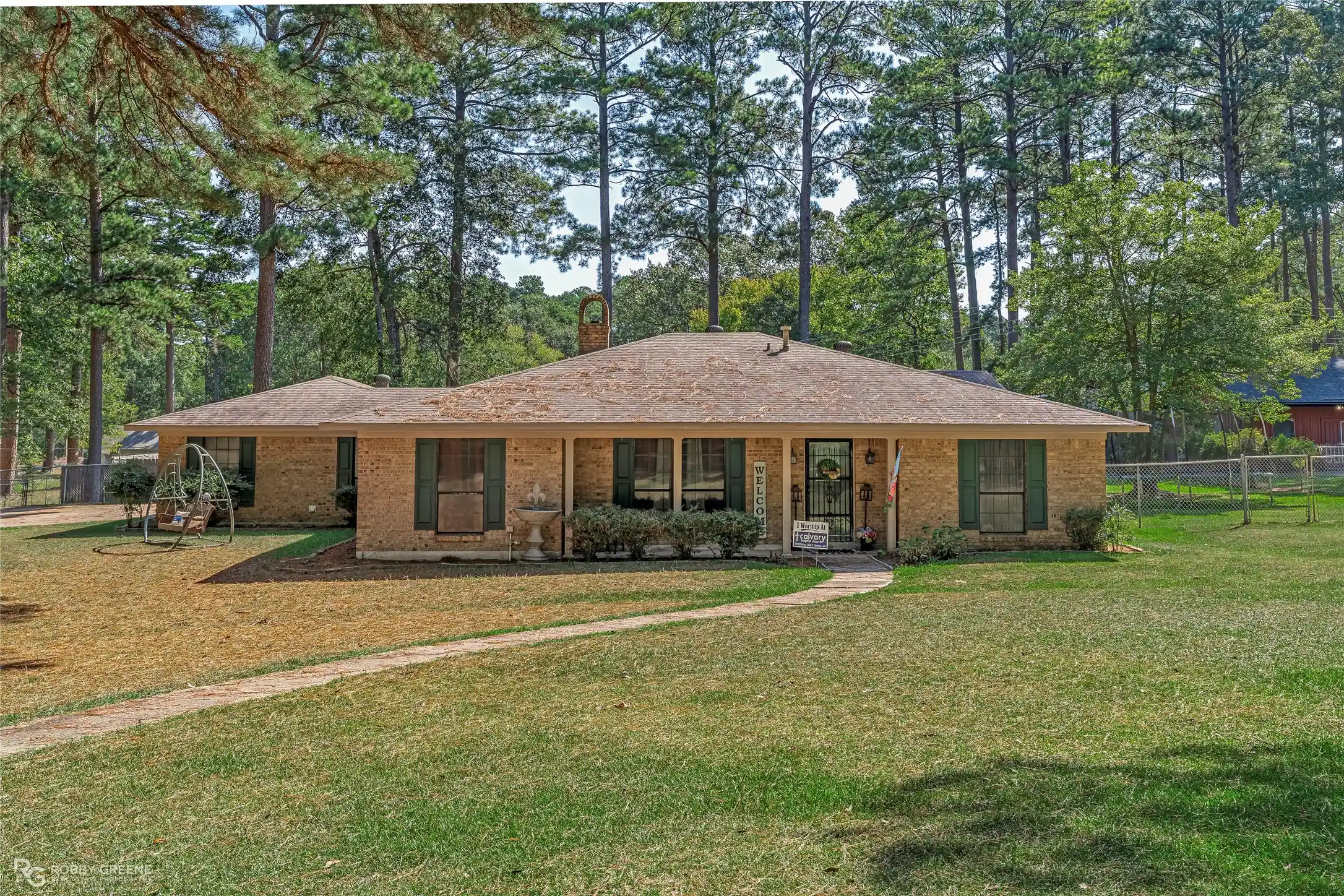 Photo 1 of Sale Pending at 1176 Newell Dr, Haynesville, LA 71038 | MLS# 21384348 | Listing updated on 2026-10-25