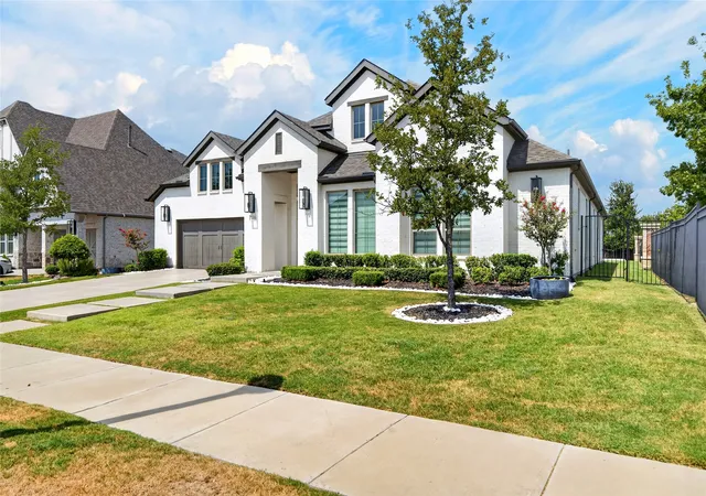 Photo 2 of Single family home for sale at 1590 Cottonwood Trl, Prosper, TX 75078 | MLS# 21375375 | Listing updated on 2026-10-08