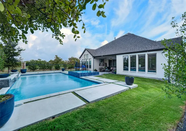 Photo 3 of Single family home for sale at 1590 Cottonwood Trl, Prosper, TX 75078 | MLS# 21375375 | Listing updated on 2026-10-08