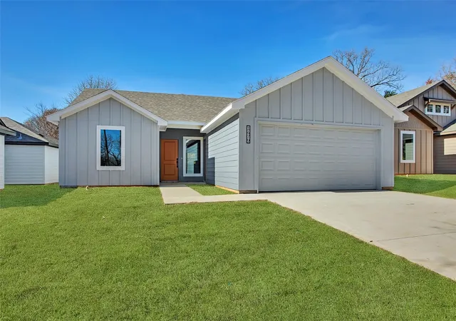 Photo 2 of Multi family home for sale at 1471 Cathey Dr, Denison, TX 75020 | MLS# 21385801 | Listing updated on 2026-09-15