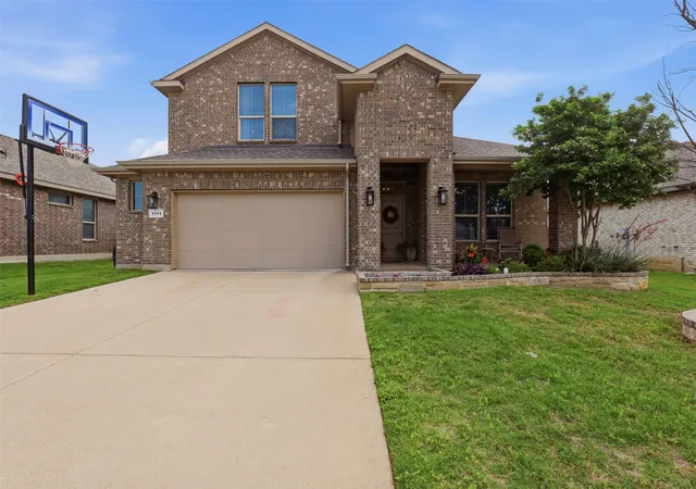 Photo 3 of Single family home for sale at 1111 Dublin Dr, Cleburne, TX 76033 | MLS# 21385830 | Listing updated on 2026-09-19
