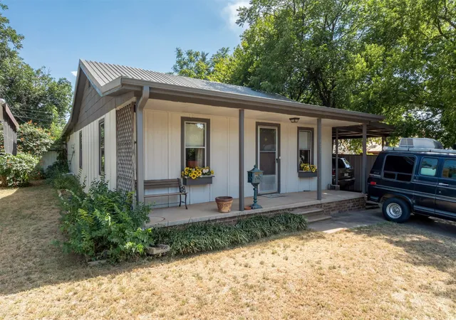 Photo 1 of Single family home for sale at 1225 34th Street, Wichita Falls, TX 76302 | MLS# 21385744 | Listing updated on 2026-09-28