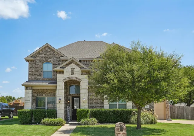 Photo 1 of Single family home for sale at 706 Dover Dr, Midlothian, TX 76065 | MLS# 21385856 | Listing updated on 2026-09-27
