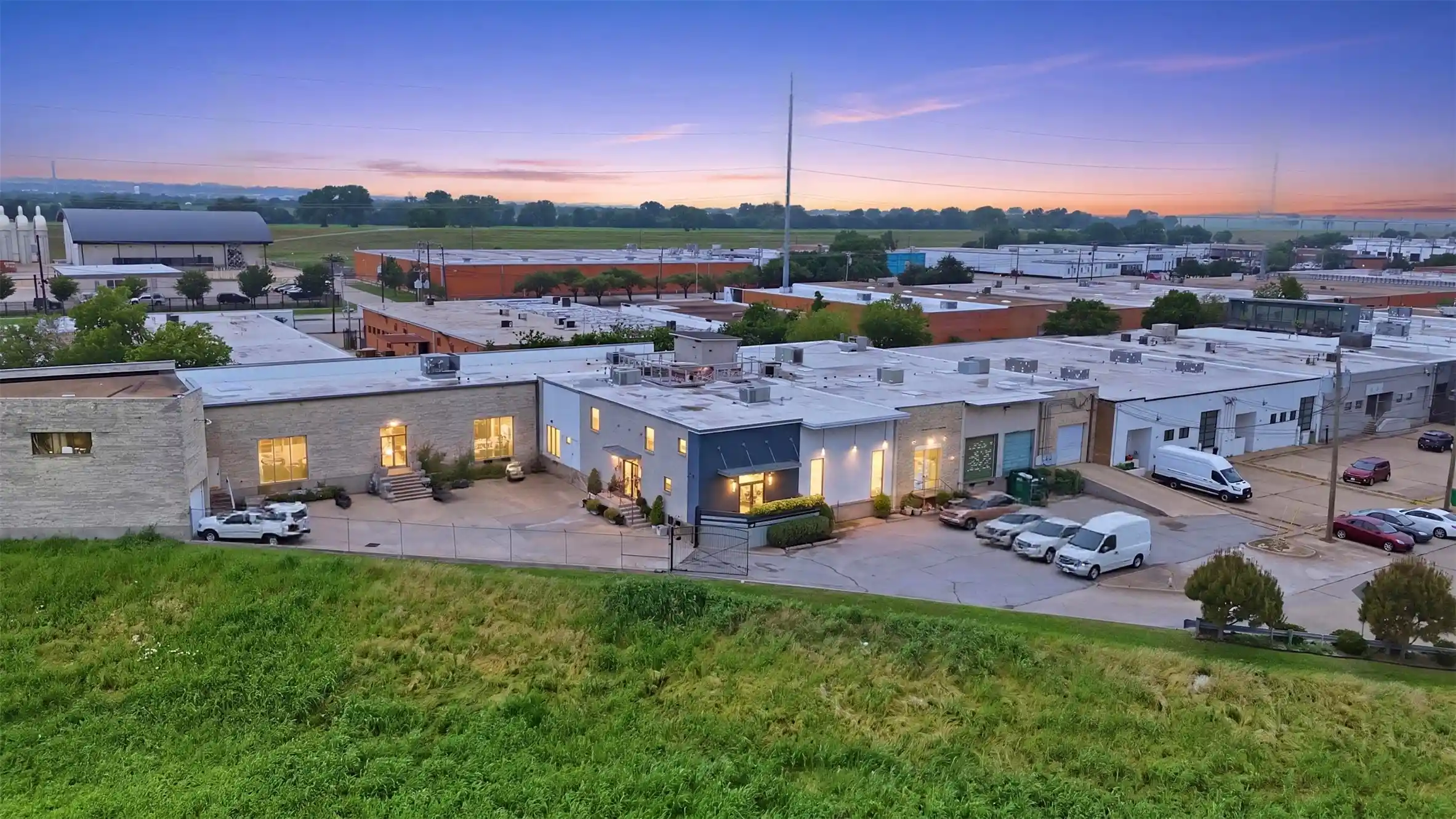 Photo 1 of Condo for sale at 2303 Farrington St #110, Dallas, TX 75207 | MLS# 21386036 | Listing updated on 2026-10-11