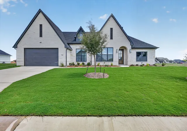 Photo 1 of Single family home for sale at 9421 Mallard Dr, Justin, TX 76247 | MLS# 21386216 | Listing updated on 2026-10-09