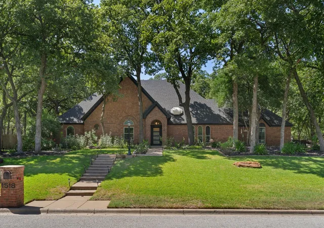 Photo 3 of Single family home for sale at 1518 Windsor Forest Trl, Keller, TX 76262 | MLS# 21378964 | Listing updated on 2026-10-05