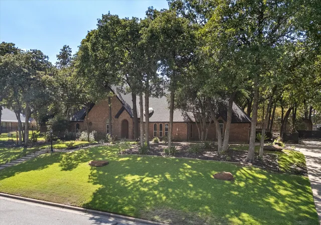 Photo 3 of Single family home for sale at 1518 Windsor Forest Trl, Keller, TX 76262 | MLS# 21378964 | Listing updated on 2026-10-05
