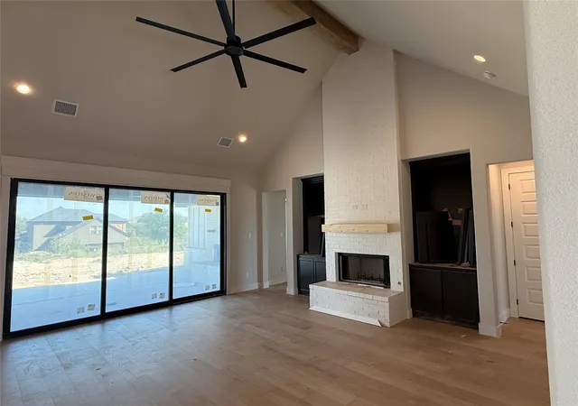 Photo 3 of Single family home for sale at 733 Nocona Dr, Aledo, TX 76008 | MLS# 21386357 | Listing updated on 2026-10-08
