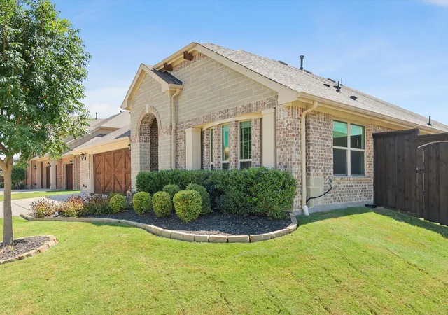 Photo 2 of Single family home for sale at 1120 Pheasant Xing, Wylie, TX 75098 | MLS# 21385633 | Listing updated on 2026-09-29