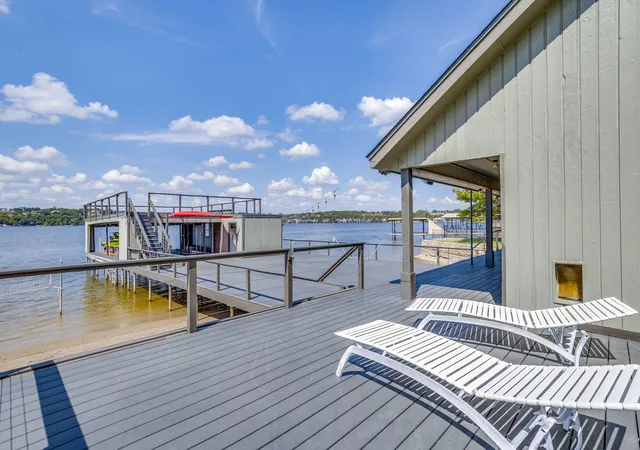 Photo 3 of Single family home for sale at 4500 Sherry Ct, Granbury, TX 76049 | MLS# 21384991 | Listing updated on 2026-09-26