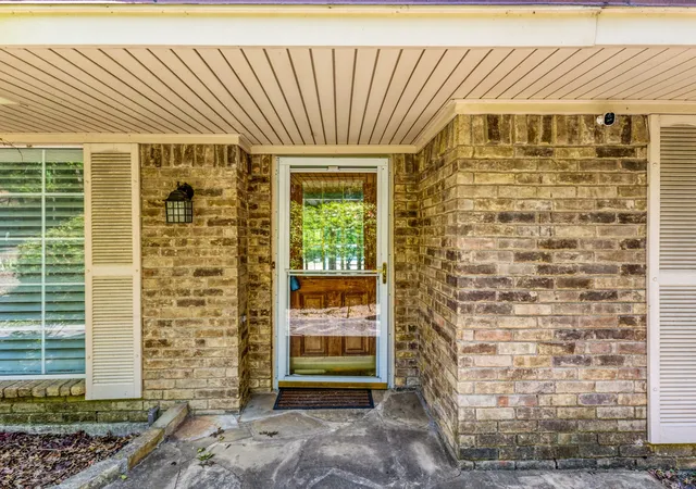 Photo 4 of Single family home for sale at 1218 Bow Crk Dr, Duncanville, TX 75116 | MLS# 21385577 | Listing updated on 2026-10-07
