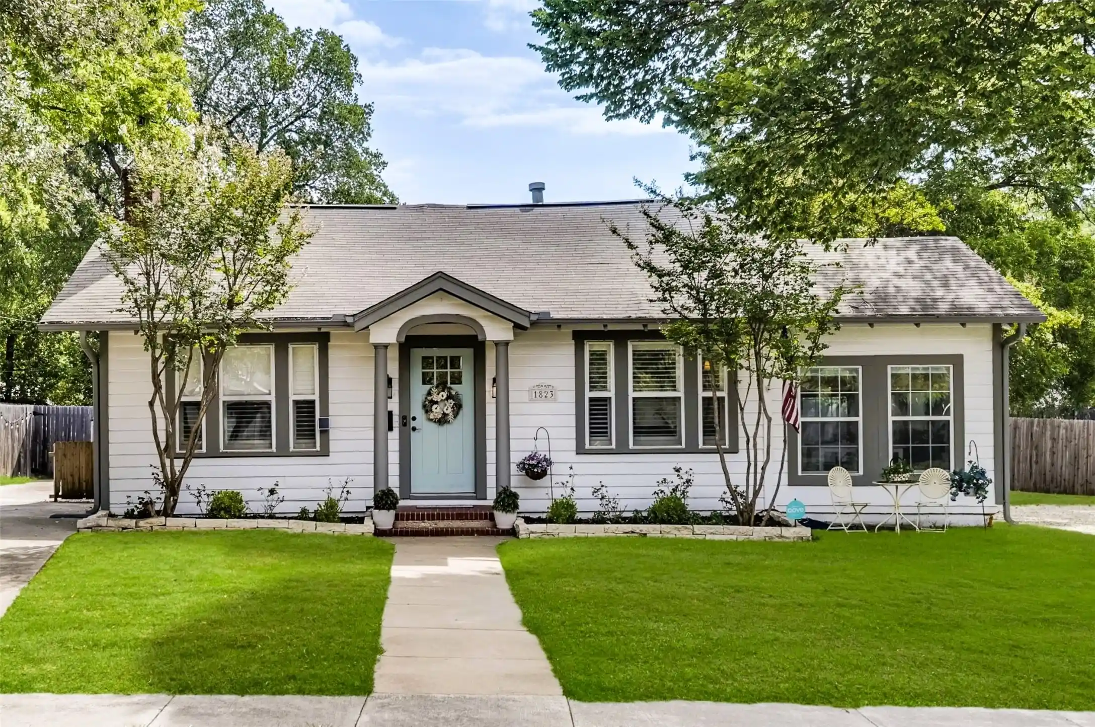 Photo 1 of Single family home for sale at 1823 Tremont Ave, Fort Worth, TX 76107 | MLS# 21381256 | Listing updated on 2026-10-27