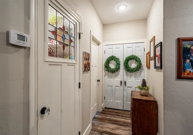 Photo 3 of Single family home for sale at 186 Pleasant Hl Ln, Holly Lake Ranch, TX 75765 | MLS# 21385490 | Listing updated on 2026-09-20