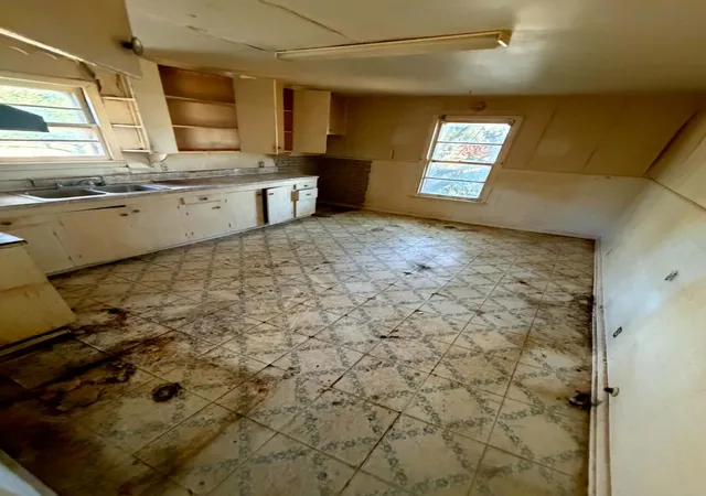 Photo 2 of Single family home for sale at 317 College St, Italy, TX 76651 | MLS# 21386760 | Listing updated on 2026-10-06