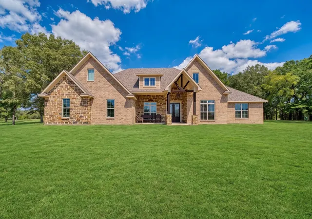 Photo 1 of Single family home for sale at 534 Cr 4306, Naples, TX 75568 | MLS# 21386779 | Listing updated on 2026-09-15