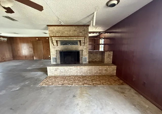 Photo 3 of Sale Pending at 319 County Rd 164, Eastland, TX 76448 | MLS# 21275736 | Listing updated on 2026-09-25