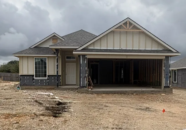 Single family home for sale at 11528 Themis Ct, Lorena, TX 76655 | MLS# 21386842