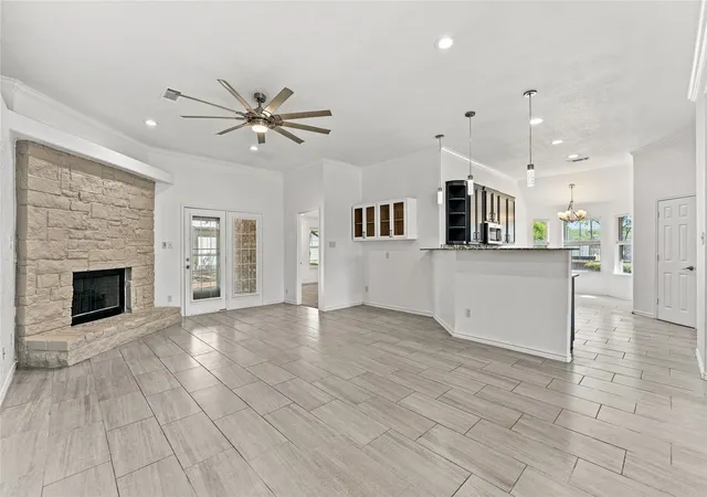 Photo 3 of Single family home for sale at 303 S Cedar Ridge Cir, Robinson, TX 76706 | MLS# 21386256 | Listing updated on 2026-09-15