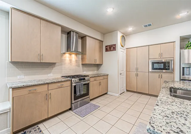 Photo 2 of Single family home for sale at 1104 Goldenrod Dr, Godley, TX 76044 | MLS# 21385241 | Listing updated on 2026-09-15