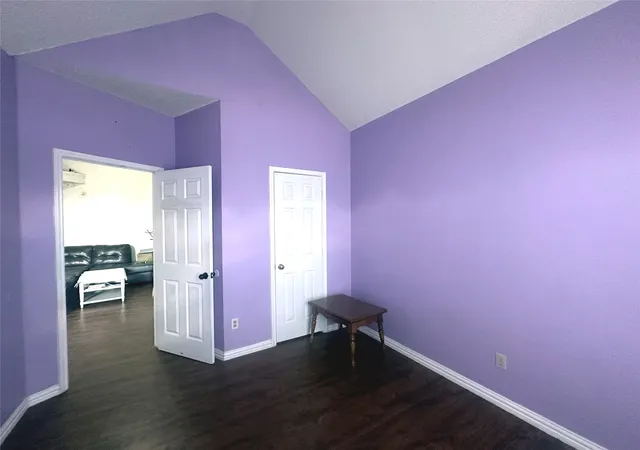 Photo 3 of Single family home for sale at 1518 Northampton Dr, Rowlett, TX 75089 | MLS# 21386970 | Listing updated on 2026-09-19