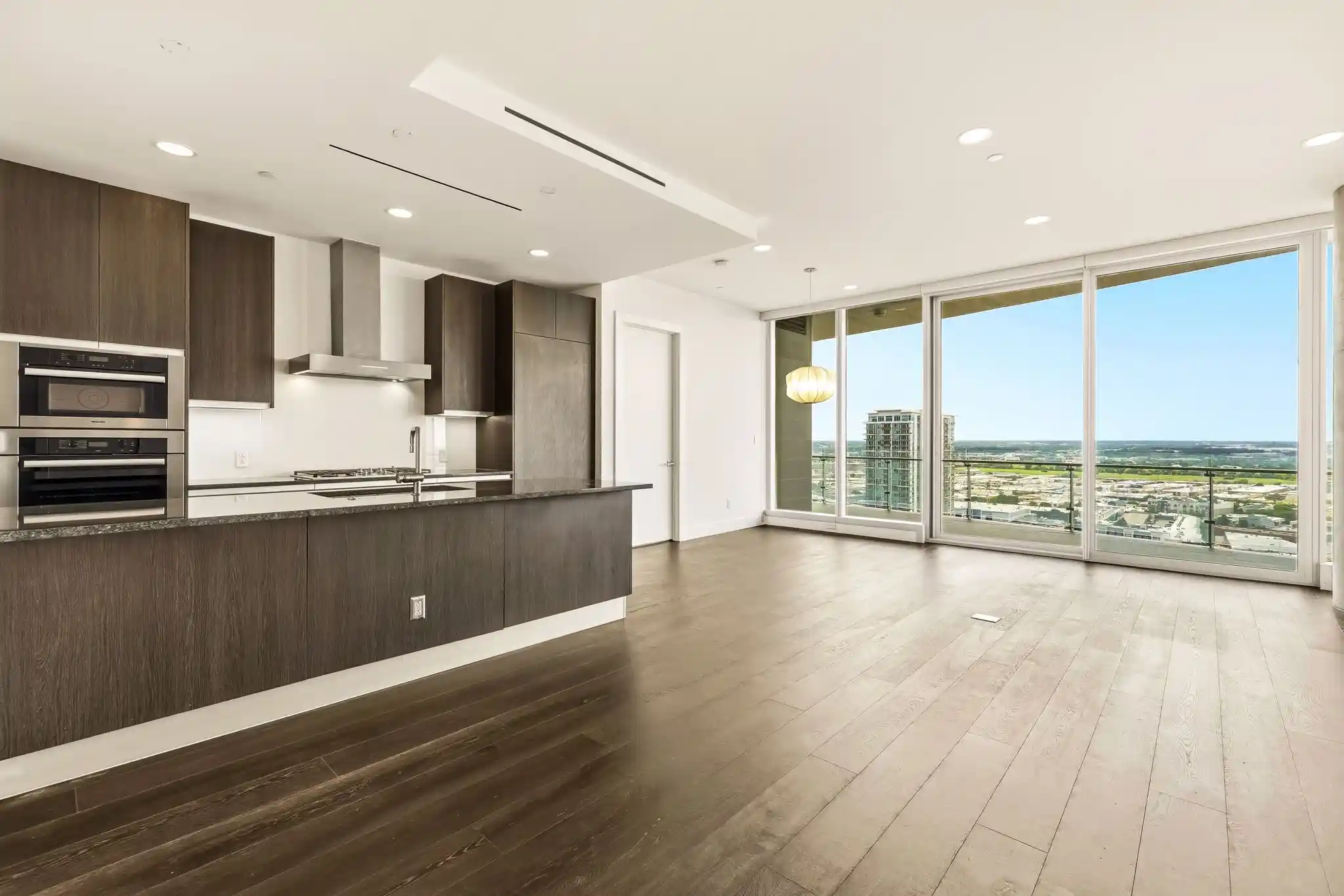 Photo 1 of Condo for sale at 3130 N Harwood St #2102, Dallas, TX 75201 | MLS# 21330753 | Listing updated on 2026-10-28