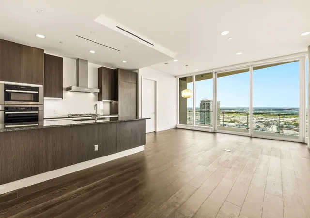 Photo 1 of Condo for sale at 3130 N Harwood St #2102, Dallas, TX 75201 | MLS# 21330753 | Listing updated on 2026-09-15