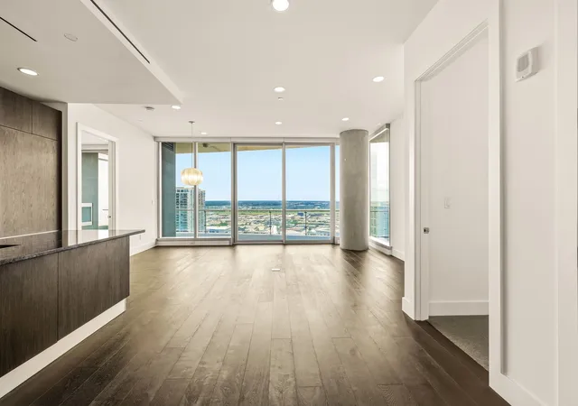 Photo 2 of Condo for sale at 3130 N Harwood St #2102, Dallas, TX 75201 | MLS# 21330753 | Listing updated on 2026-09-15