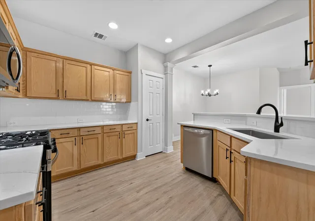 Photo 3 of Townhouse for sale at 1412 Ravenwood Dr, Mansfield, TX 76063 | MLS# 21374925 | Listing updated on 2026-09-29