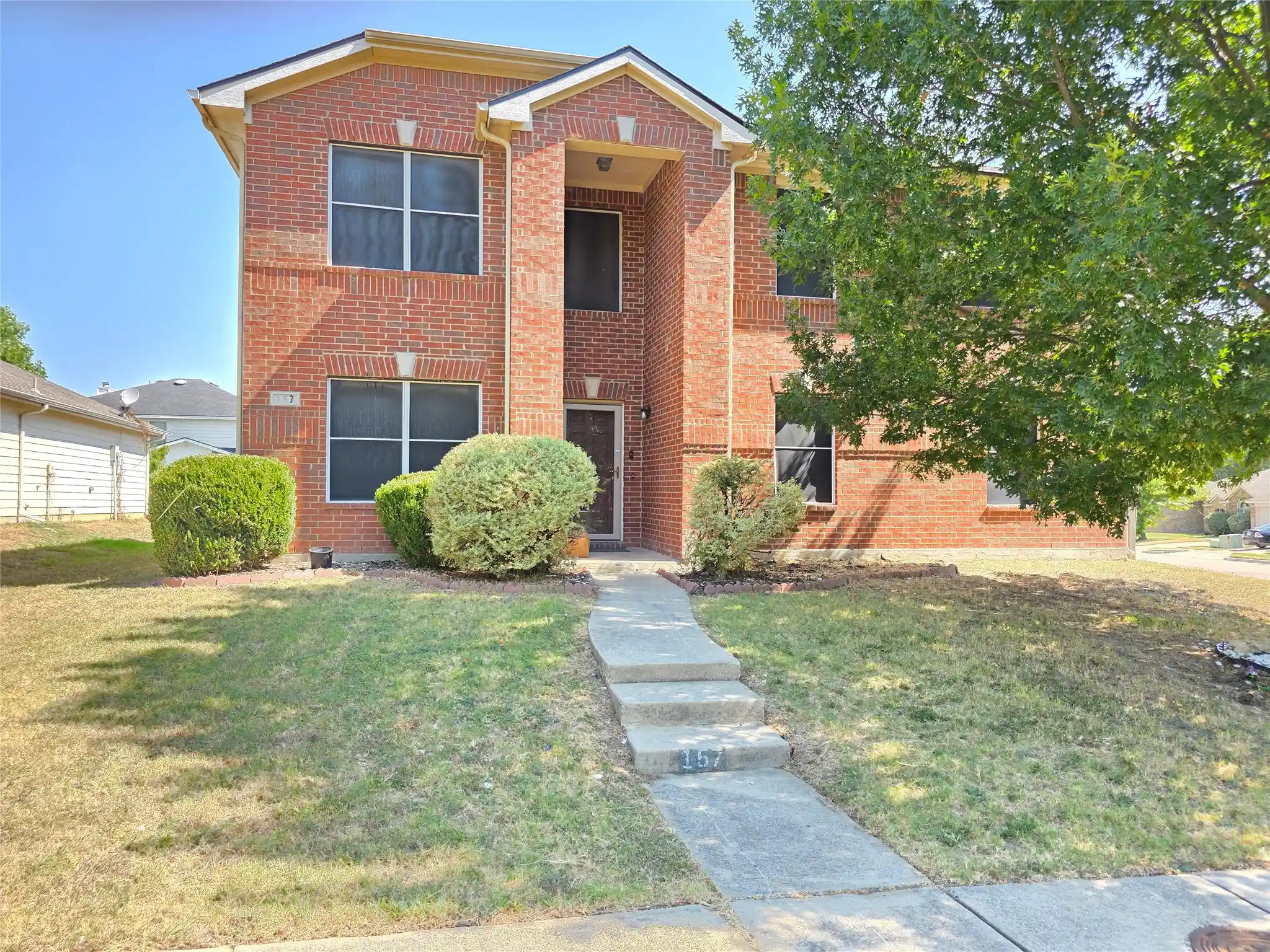 Photo 1 of Single family home for sale at 157 Bushel Ln, Dallas, TX 75241 | MLS# 21387008 | Listing updated on 2026-10-10