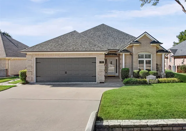 Photo 1 of Single family home for sale at 8606 Leisure Ln, Granbury, TX 76049 | MLS# 21386919 | Listing updated on 2026-09-27