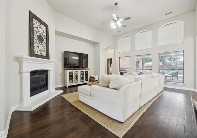 Photo 4 of Single family home for sale at 520 Unbridled Ln, Keller, TX 76248 | MLS# 21386886 | Listing updated on 2026-09-16