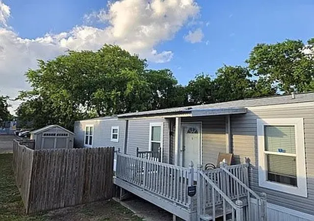 Photo 3 of Manufactured home for sale at 4801 Goldfield #37, San Antonio, TX 78218 | MLS# 21387094 | Listing updated on 2026-09-29