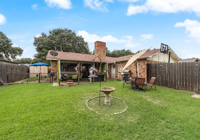 Photo 19 of Single family home for sale at 5017 Pemberton Ln, The Colony, TX 75056 | MLS# 21387105 | Listing updated on 2026-10-09