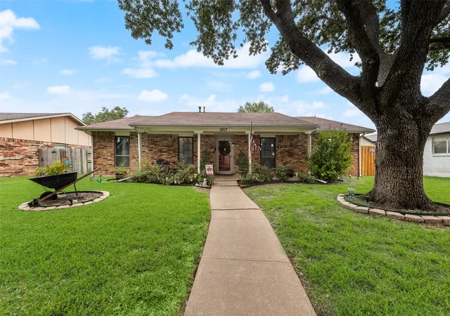 Photo 1 of Single family home for sale at 5017 Pemberton Ln, The Colony, TX 75056 | MLS# 21387105 | Listing updated on 2026-10-09