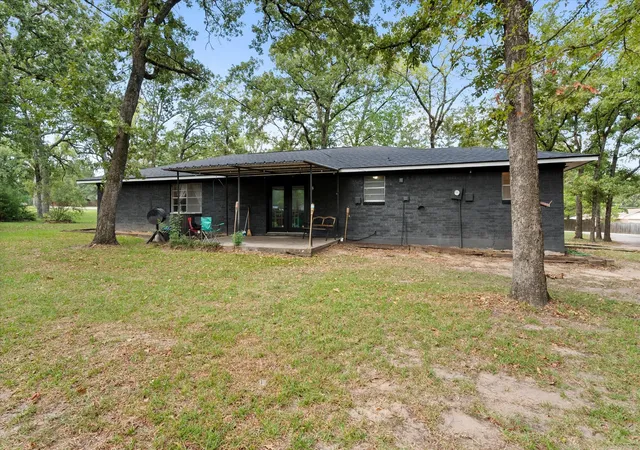Photo 4 of Single family home for sale at 142 Mary Grace, Fairfield, TX 75840 | MLS# 21387111 | Listing updated on 2026-10-27