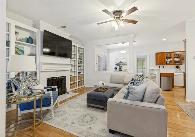 Townhouse for sale at 8610 Brittania Way, Dallas, TX 75243 | MLS# 21383456