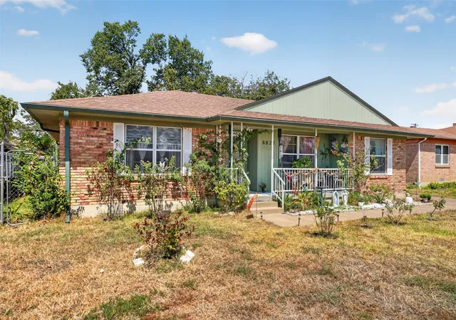 Photo 3 of Single family home for sale at 8827 Barclay St, Dallas, TX 75227 | MLS# 21382326 | Listing updated on 2026-09-28