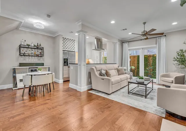 Photo 3 of Sale Pending at 4242 Travis St #102, Dallas, TX 75205 | MLS# 21366403 | Listing updated on 2026-10-07
