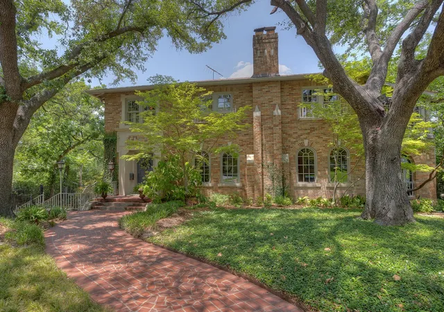 Photo 1 of Single family home for sale at 2401 Stadium Dr, Fort Worth, TX 76109 | MLS# 21387208 | Listing updated on 2026-09-21