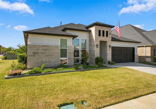 Photo 1 of Single family home for sale at 2901 Woodhill Way, Justin, TX 76247 | MLS# 21387170 | Listing updated on 2026-10-02