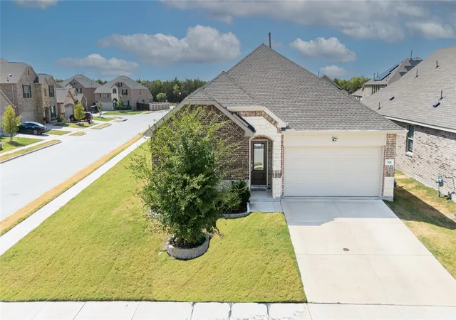 Photo 2 of Single family home for sale at 528 Sycamore Dr, Princeton, TX 75407 | MLS# 21386751 | Listing updated on 2026-09-16