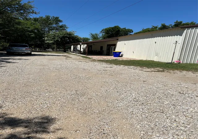Photo 3 of Single family home for sale at 710 Durham St, Seagoville, TX 75159 | MLS# 21385397 | Listing updated on 2026-09-21