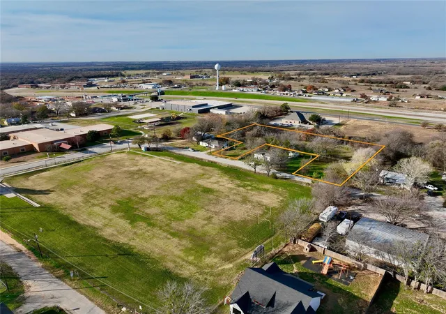 Photo 1 of Land for sale at 111 N Stadium Dr, Alvord, TX 76225 | MLS# 21387312 | Listing updated on 2026-09-16