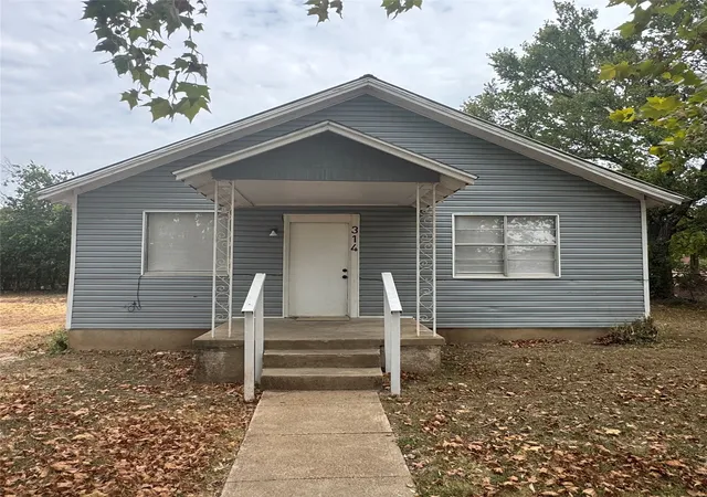 Photo 1 of Single family home for sale at 314 Arthur St, Mc Gregor, TX 76657 | MLS# 21385357 | Listing updated on 2026-10-05