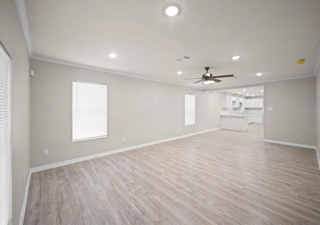 Photo 3 of Sale Pending at 2846 Maryland Ave, Dallas, TX 75216 | MLS# 21387337 | Listing updated on 2026-09-30